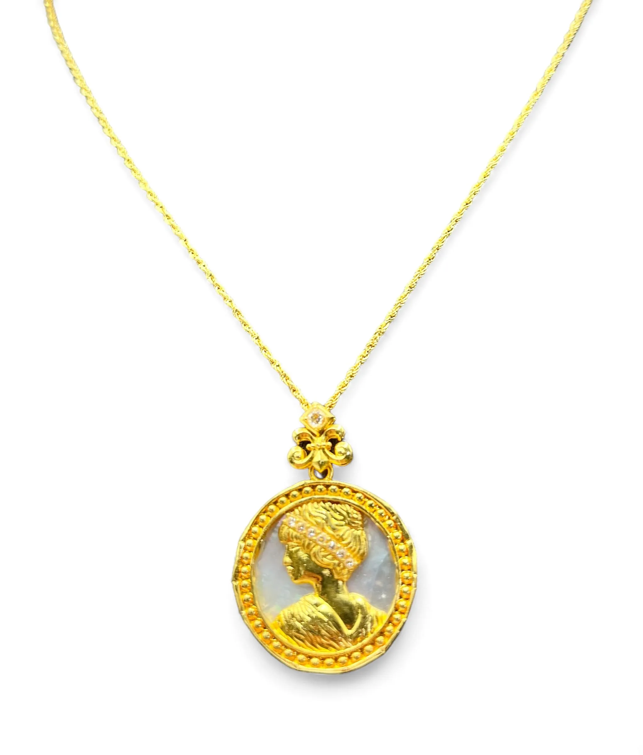 CAMEO PENDANT